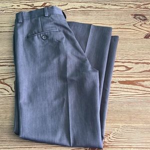 Kenneth Cole reaction dress slacks and a cool looking gray size 32 x 29